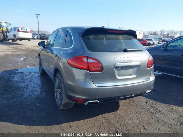 Photo 2 VIN: WP1AF2A24ELA49026 - PORSCHE CAYENNE 