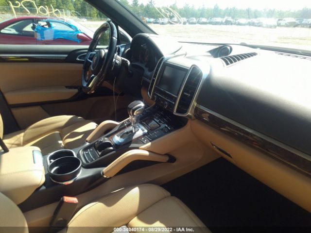 Photo 4 VIN: WP1AF2A24FLA40909 - PORSCHE CAYENNE 