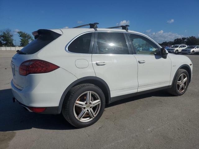 Photo 2 VIN: WP1AF2A25DLA23372 - PORSCHE CAYENNE 