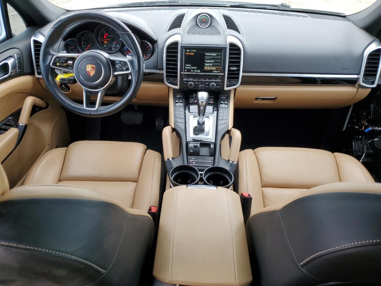 Photo 7 VIN: WP1AF2A25GLA40743 - PORSCHE CAYENNE 