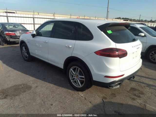 Photo 2 VIN: WP1AF2A26GLA40055 - PORSCHE CAYENNE 