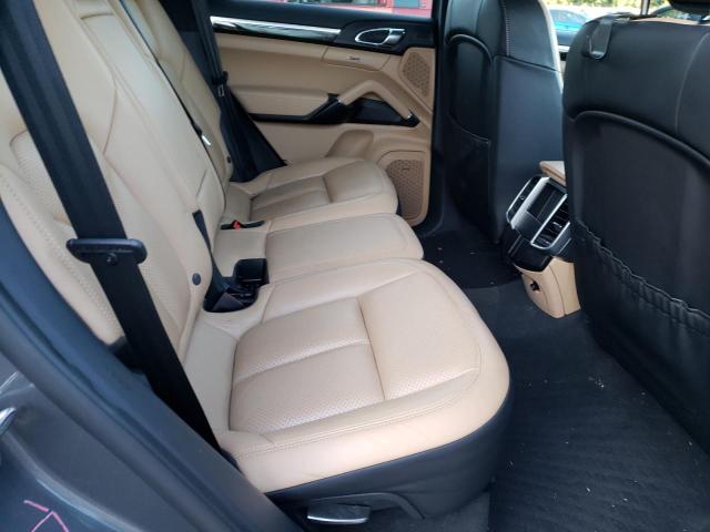 Photo 10 VIN: WP1AF2A29GLA40146 - PORSCHE CAYENNE 