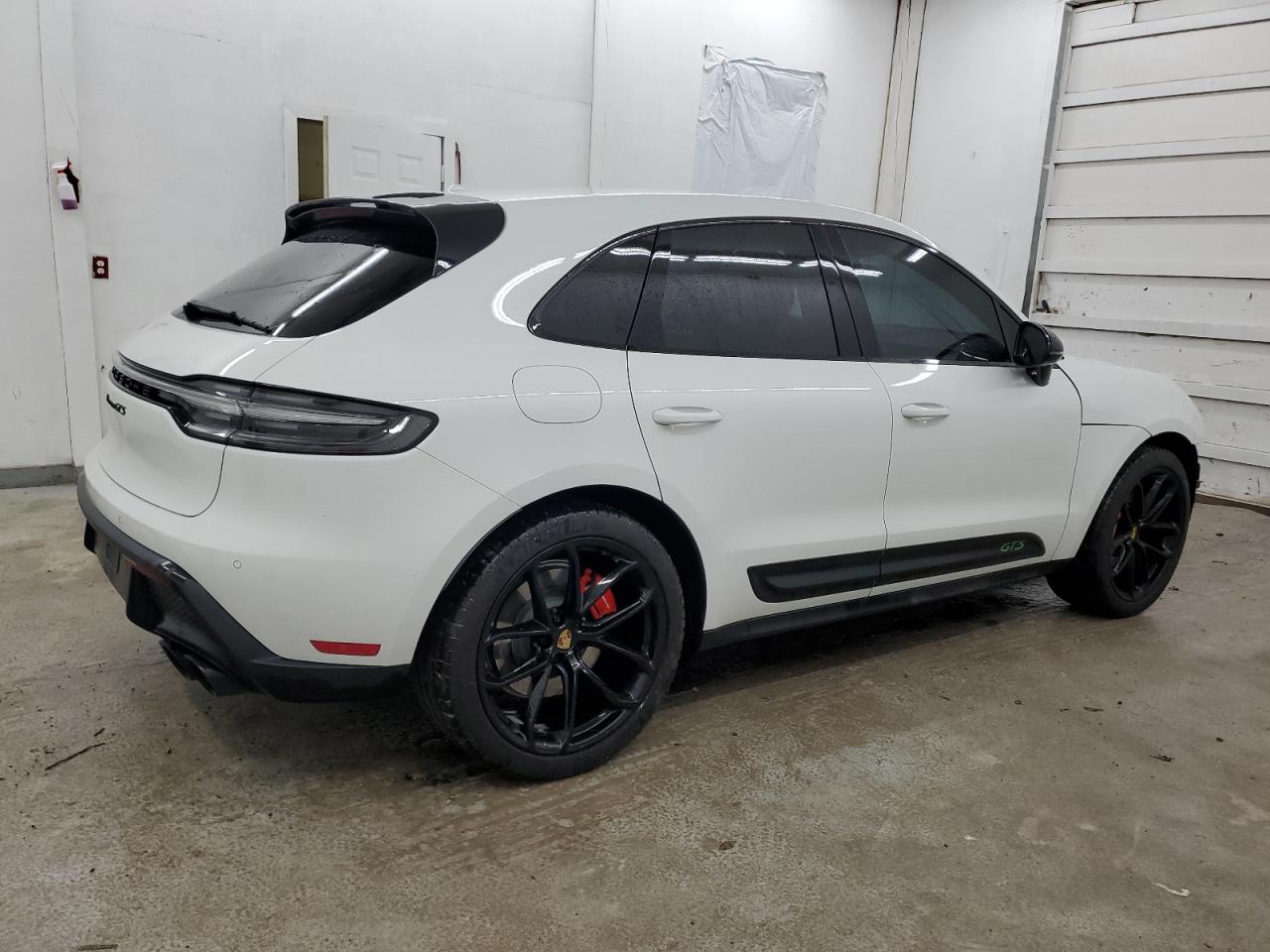 Photo 2 VIN: WP1AF2A53NLB30254 - PORSCHE MACAN 