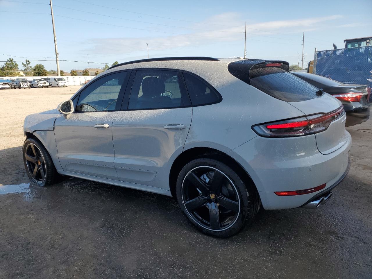 Photo 1 VIN: WP1AF2A56LLB60877 - PORSCHE MACAN 