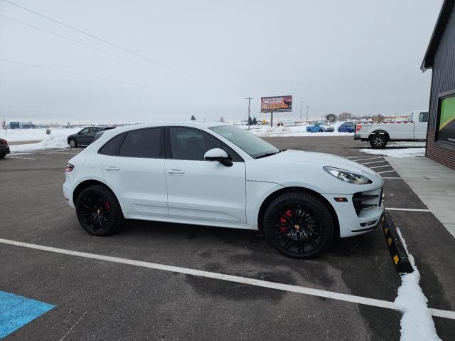 Photo 0 VIN: WP1AF2A58GLB92722 - PORSCHE MACAN TURB 