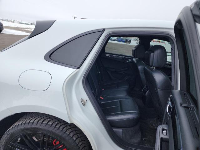 Photo 5 VIN: WP1AF2A58GLB92722 - PORSCHE MACAN TURB 