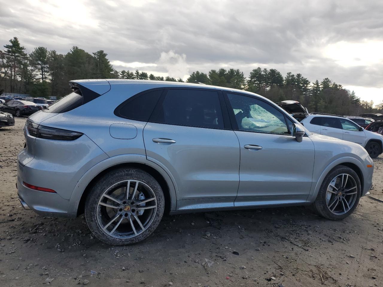 Photo 2 VIN: WP1AF2AY0PDA20480 - PORSCHE CAYENNE 