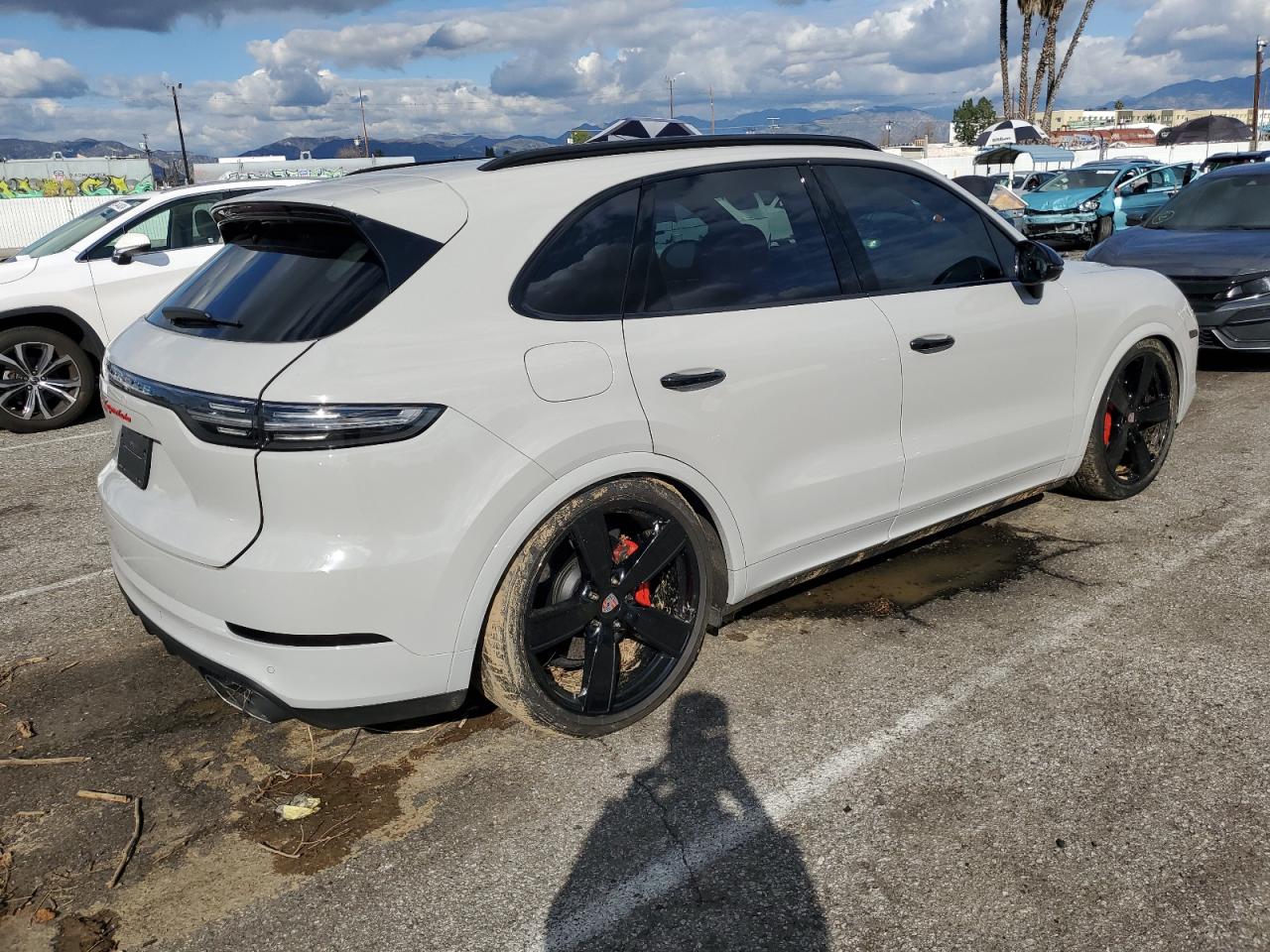 Photo 2 VIN: WP1AF2AY7PDA20301 - PORSCHE CAYENNE TU 