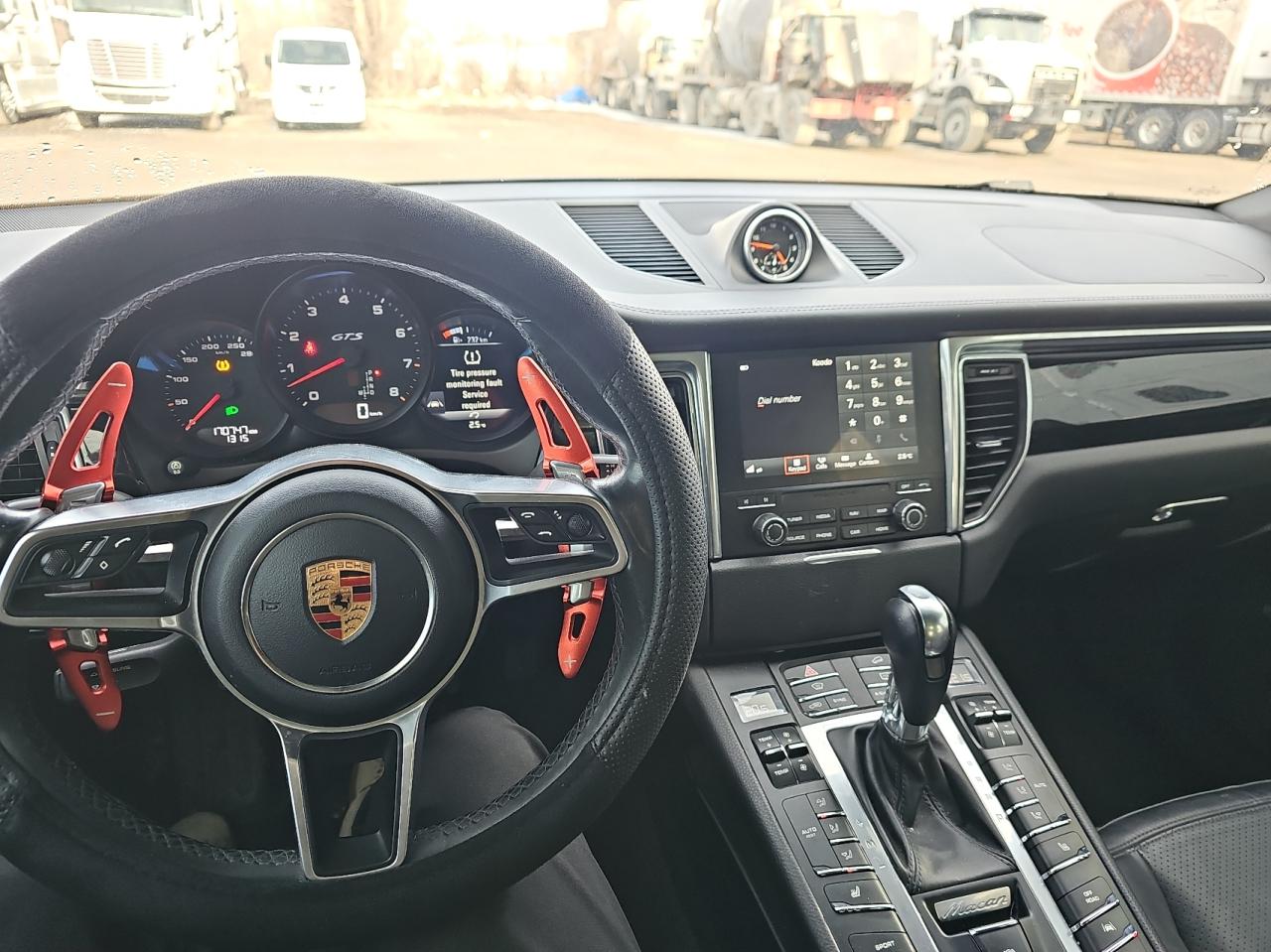 Photo 9 VIN: WP1AG2A52HLB51095 - PORSCHE MACAN 