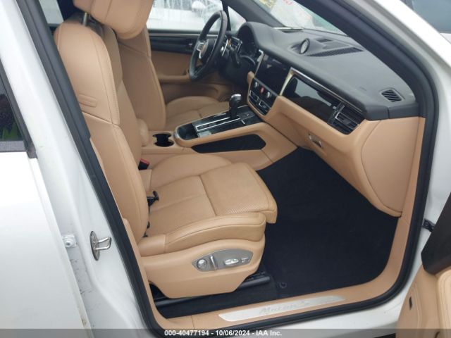 Photo 4 VIN: WP1AG2A52PLB38698 - PORSCHE MACAN 