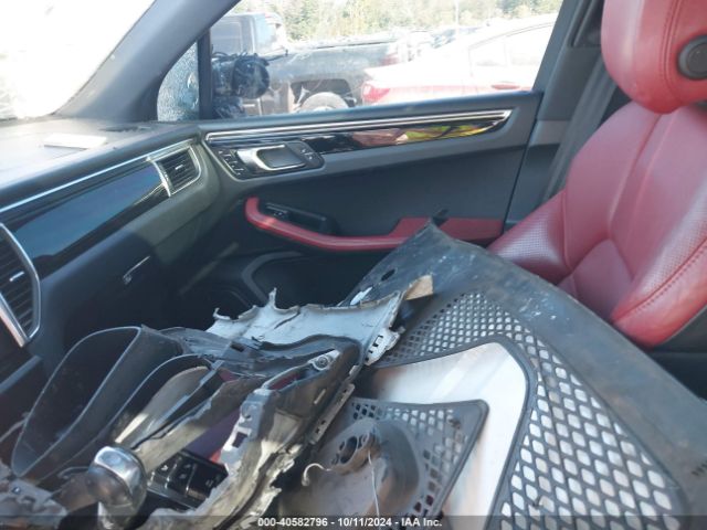 Photo 4 VIN: WP1AG2A55HLB52452 - PORSCHE MACAN 