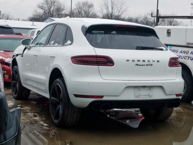 Photo 2 VIN: WP1AG2A56HLB50032 - PORSCHE MACAN GTS 