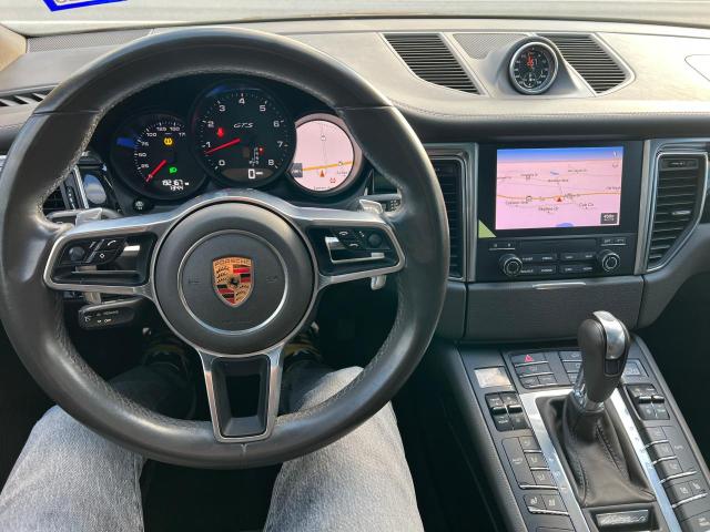 Photo 6 VIN: WP1AG2A57JLB60770 - PORSCHE MACAN GTS 