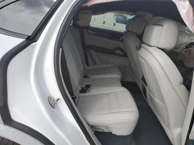 Photo 10 VIN: WP1BA2AY1MDA42700 - PORSCHE CAYENNE CO 