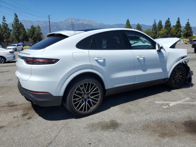 Photo 2 VIN: WP1BA2AY6MDA42045 - PORSCHE CAYENNE CO 