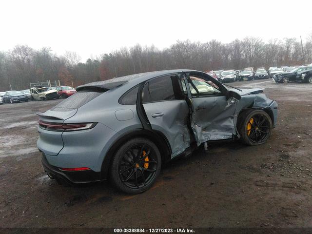 Photo 3 VIN: WP1BK2AY2RDA72437 - PORSCHE CAYENNE COUPE 