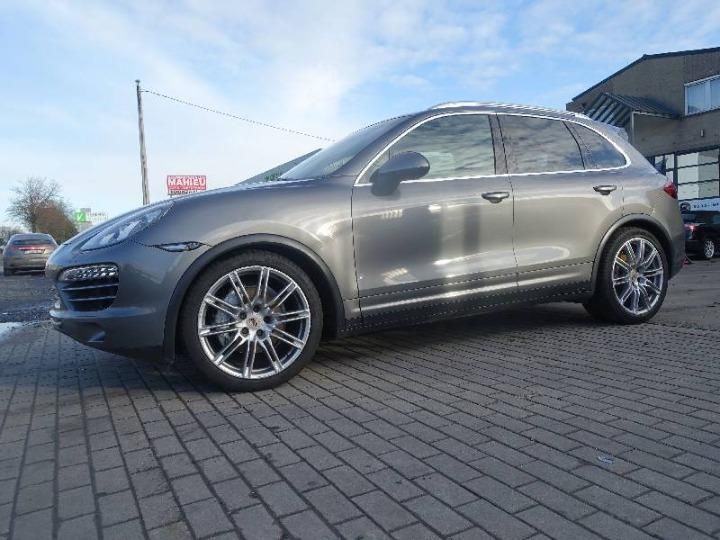 Photo 8 VIN: WP1ZZZ92ZCLA36996 - PORSCHE CAYENNE SUV 