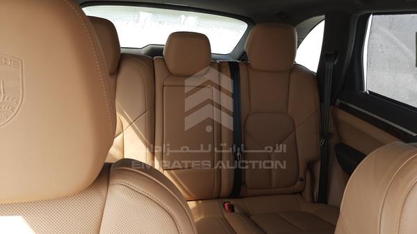 Photo 21 VIN: WP1ZZZ92ZDLA92028 - PORSCHE CAYENNE 