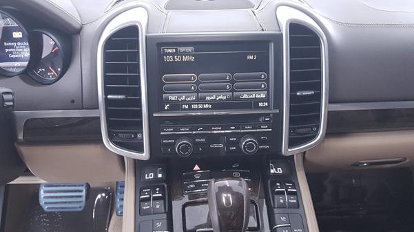 Photo 21 VIN: WP1ZZZ92ZFLA82056 - PORSCHE CAYENNE TURBO 