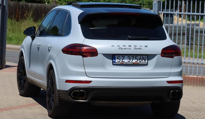 Photo 8 VIN: WP1ZZZ92ZFLA82880 - PORSCHE CAYENNE SUV 