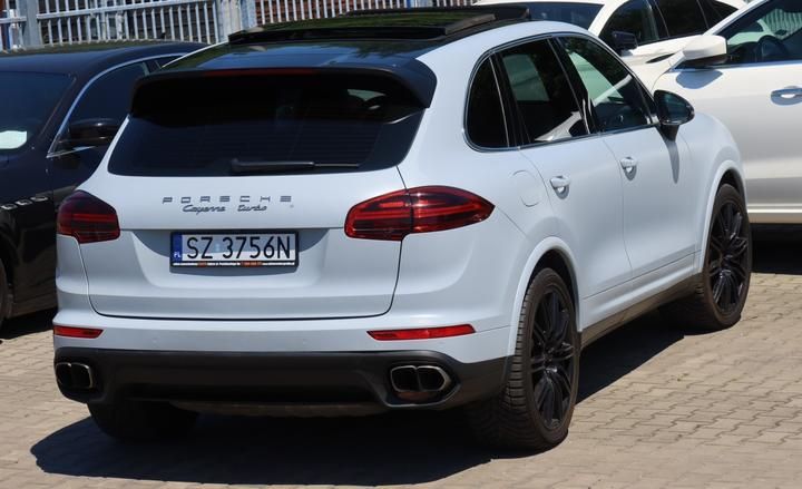 Photo 7 VIN: WP1ZZZ92ZFLA82880 - PORSCHE CAYENNE SUV 