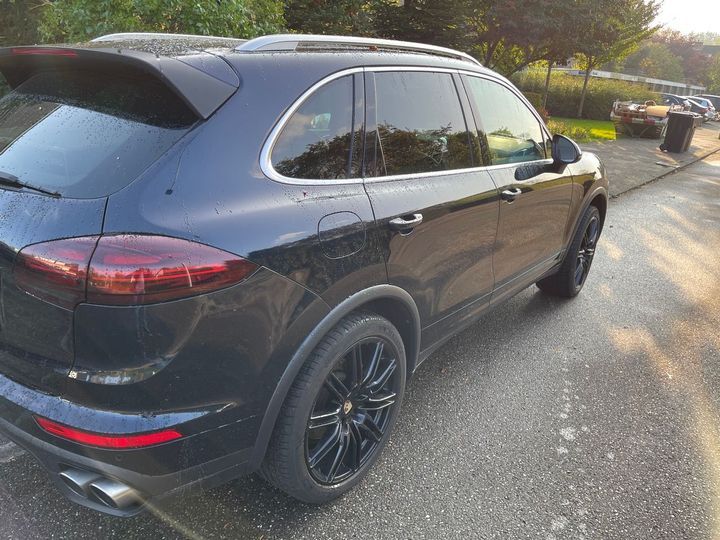 Photo 3 VIN: WP1ZZZ92ZGLA62833 - PORSCHE CAYENNE 