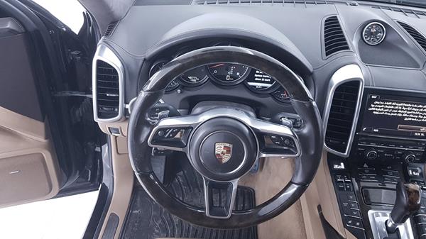 Photo 13 VIN: WP1ZZZ92ZGLA72042 - PORSCHE CAYENNE GTS 