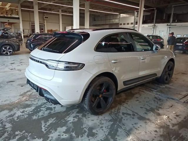 Photo 2 VIN: WP1ZZZ956PLB02698 - PORSCHE MACAN 