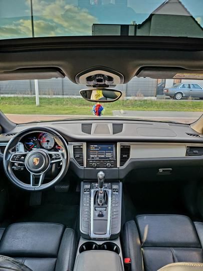 Photo 16 VIN: WP1ZZZ95ZELB70669 - PORSCHE MACAN SUV 