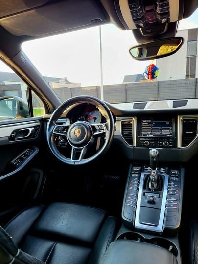 Photo 19 VIN: WP1ZZZ95ZELB70669 - PORSCHE MACAN SUV 