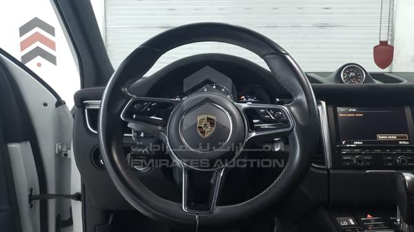 Photo 13 VIN: WP1ZZZ95ZGLB44103 - PORSCHE MACAN S 