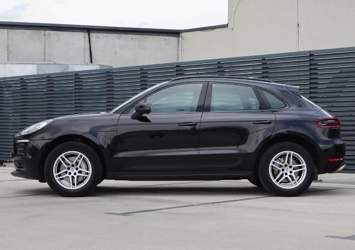 Photo 2 VIN: WP1ZZZ95ZHLB35509 - PORSCHE MACAN SUV 