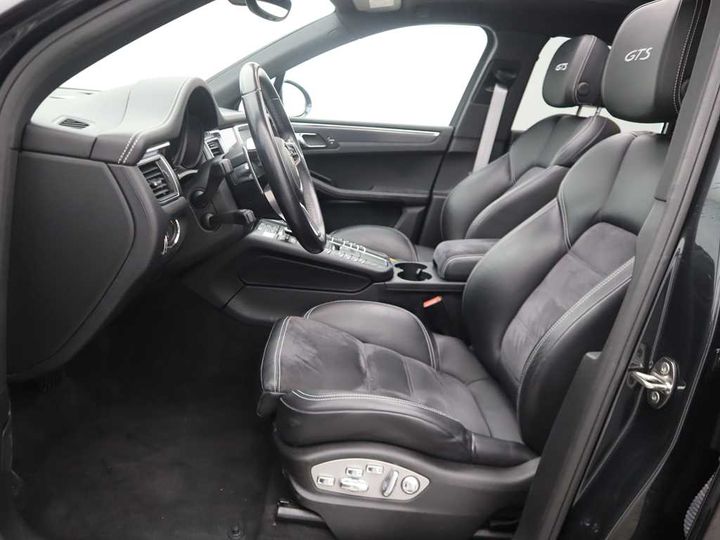 Photo 3 VIN: WP1ZZZ95ZHLB66156 - PORSCHE MACAN 