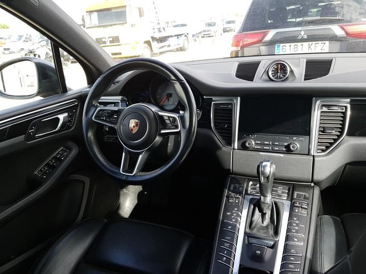 Photo 3 VIN: WP1ZZZ95ZJLB31288 - PORSCHE MACAN 