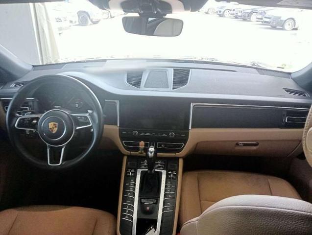 Photo 5 VIN: WP1ZZZ95ZKLB09738 - PORSCHE MACAN 