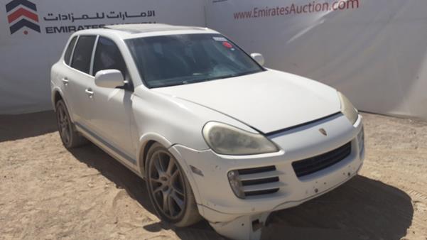 Photo 9 VIN: WP1ZZZ9PZ8LA50460 - PORSCHE CAYENNE S 