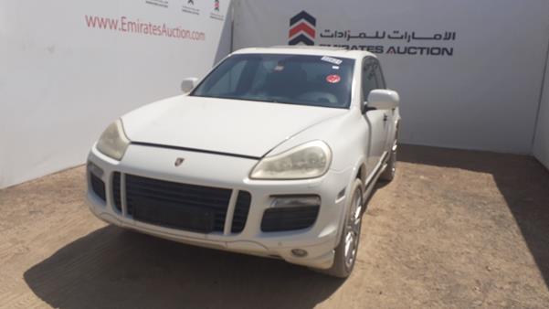 Photo 3 VIN: WP1ZZZ9PZ9LA65360 - PORSCHE CAYENNE GTS 