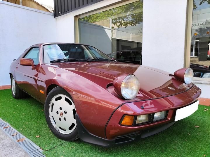 Photo 1 VIN: WPOZZZ92ZFS840819 - PORSCHE 928 COUPE 