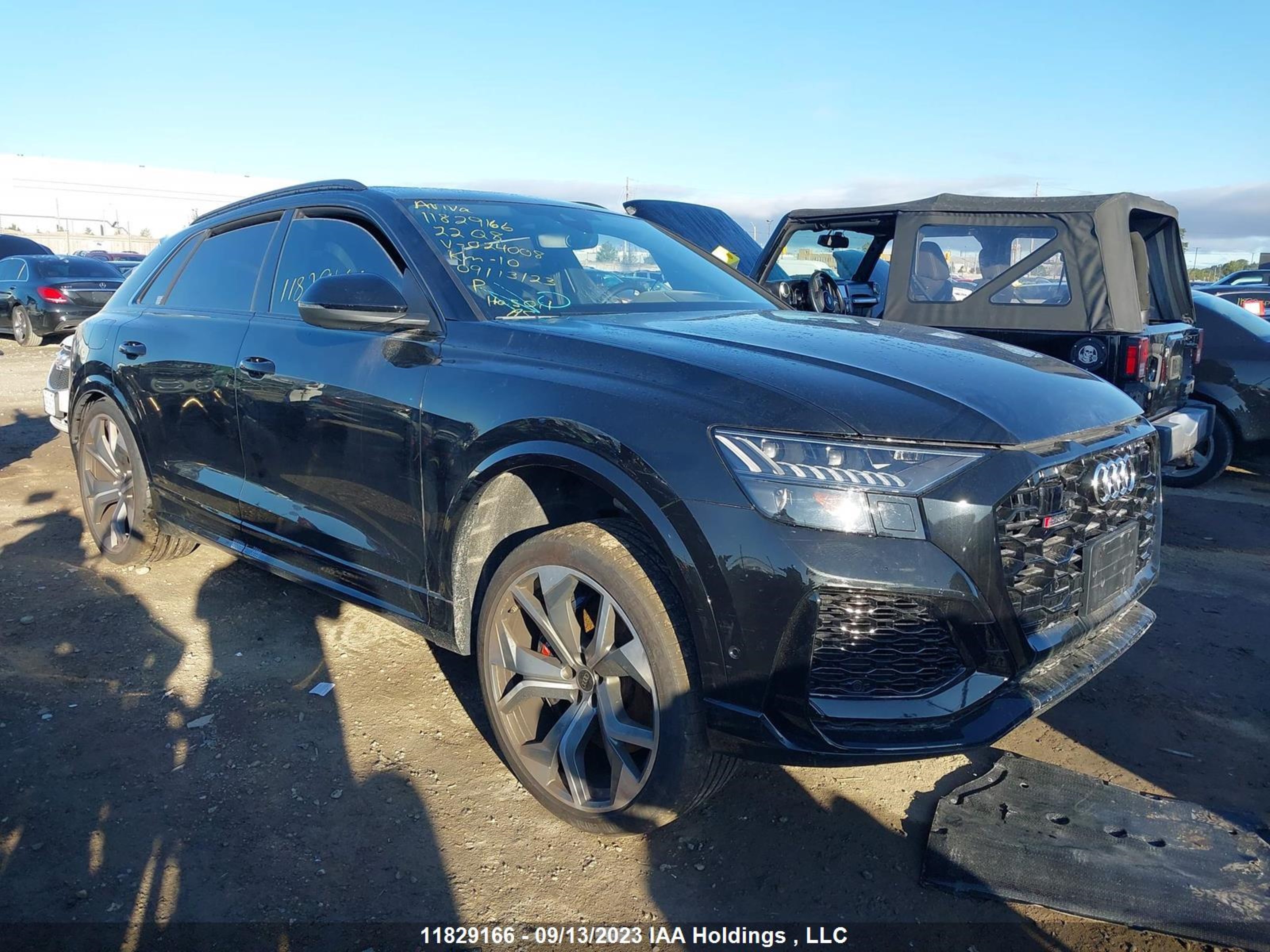 Photo 0 VIN: WU1ARBF11ND024008 - AUDI RS Q8 