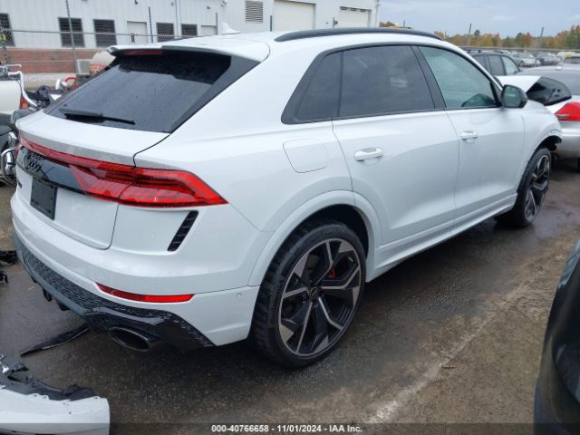 Photo 3 VIN: WU1ARBF15RD016001 - AUDI RS Q8 