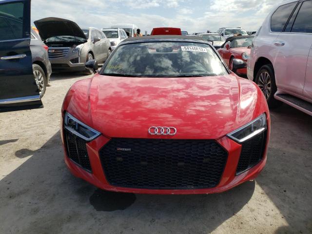 Photo 8 VIN: WUA4BCFX6J7901841 - AUDI R8 SPYDER 