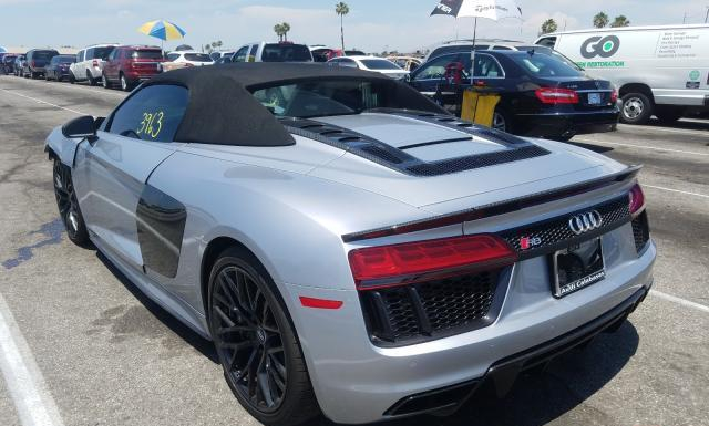 Photo 2 VIN: WUA4BCFX6J7902245 - AUDI R8 SPYDER 