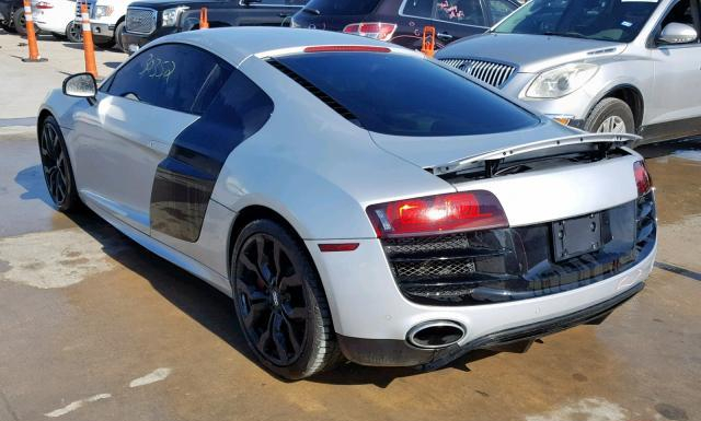 Photo 2 VIN: WUAANAFG1AN000256 - AUDI R8 