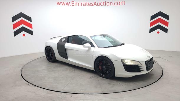 Photo 9 VIN: WUAAU24268N004412 - AUDI R8 