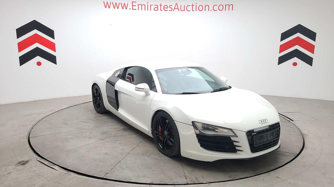 Photo 18 VIN: WUAAU24268N004412 - AUDI R8 