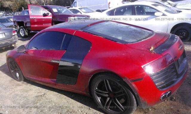 Photo 2 VIN: WUAAU34249N001113 - AUDI R8 