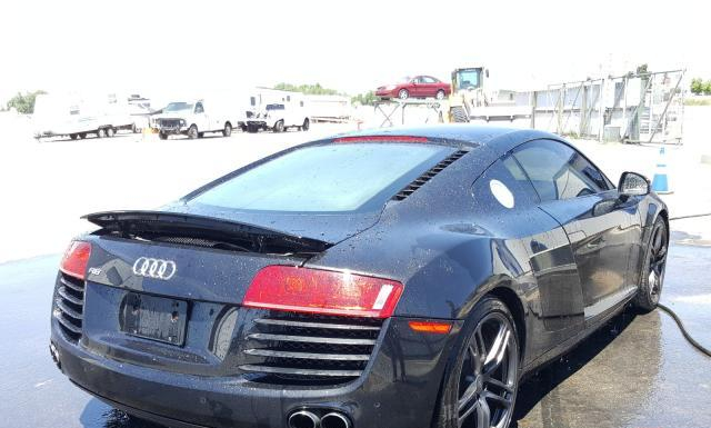 Photo 3 VIN: WUAAU34258N004956 - AUDI R8 