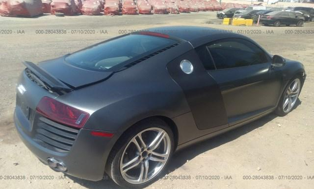 Photo 3 VIN: WUAAU34268N004870 - AUDI R8 