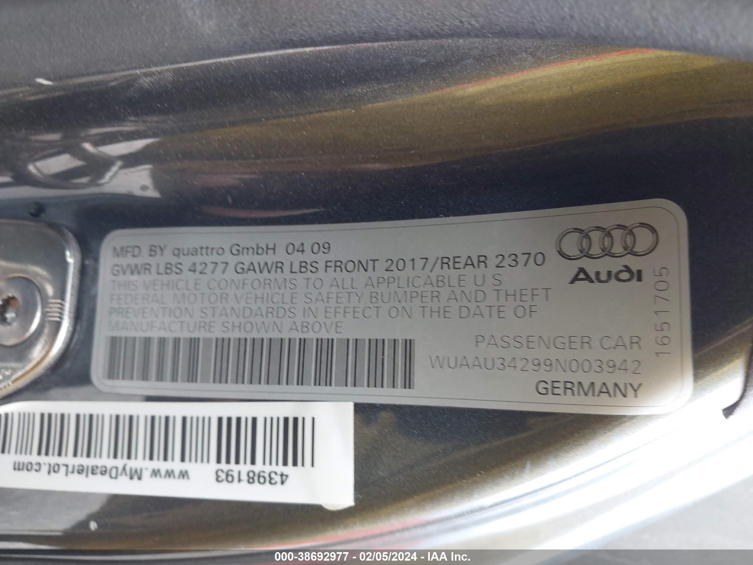 Photo 9 VIN: WUAAU34299N003942 - AUDI R8 