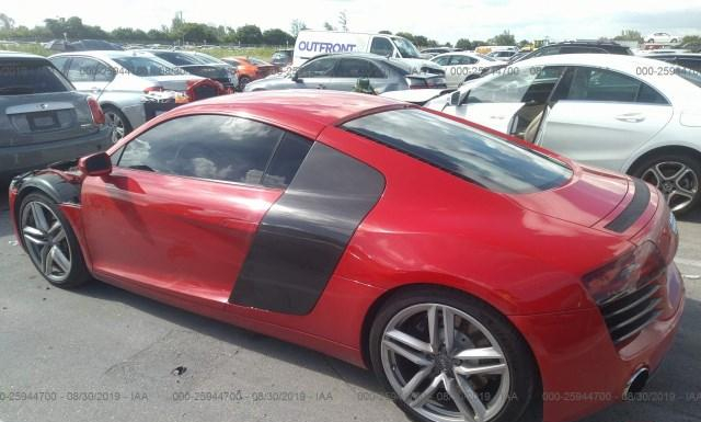 Photo 2 VIN: WUAAUAFG1FN000199 - AUDI R8 